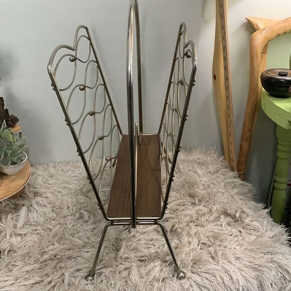 Vintage Metal Mid-Century Modern Style Magazine Rack - Picture 7 of 17